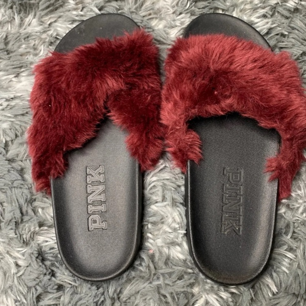 PINK by Victoria secret Slides